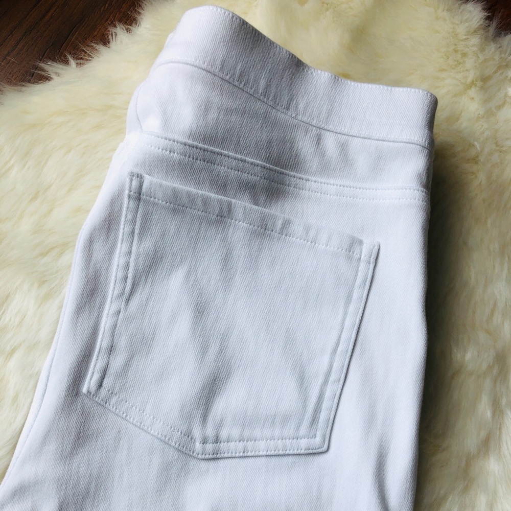SOLD Spanx White Jean-ish Leggings - Picture 2 of 4